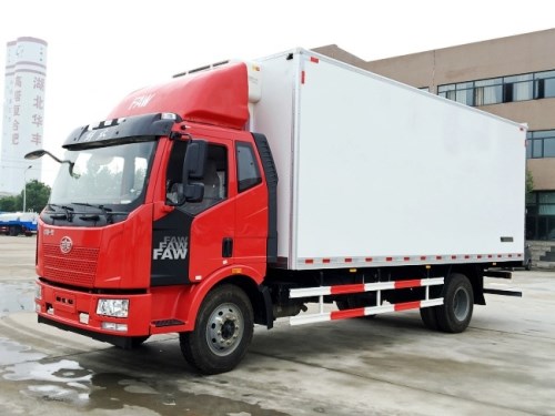 解放J6冷藏车厢长6.8米/7.5米