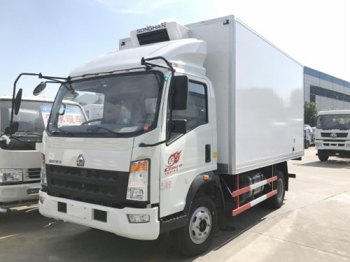 厢长4.1米重汽HOWO冷藏车