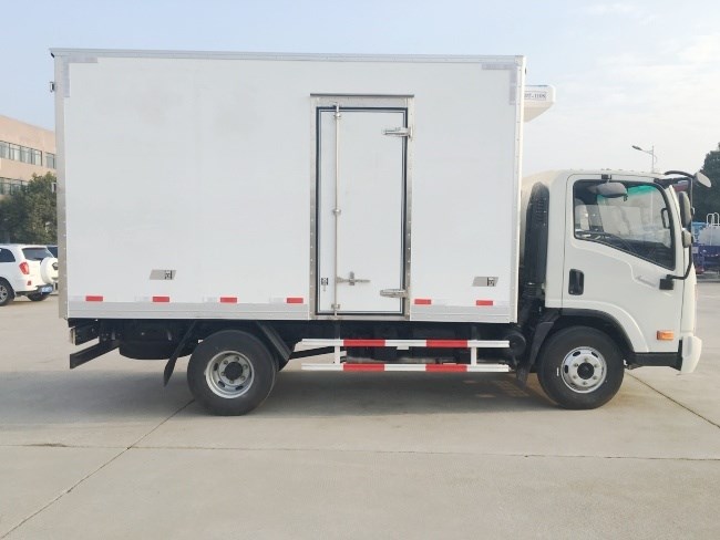 (厢长4.2米)大运奥普力冷藏车