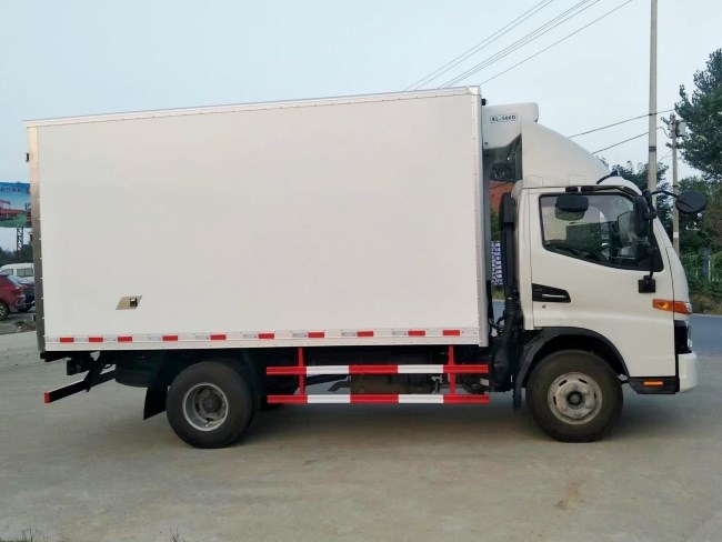 (4.2米)江淮骏铃v6冷藏车