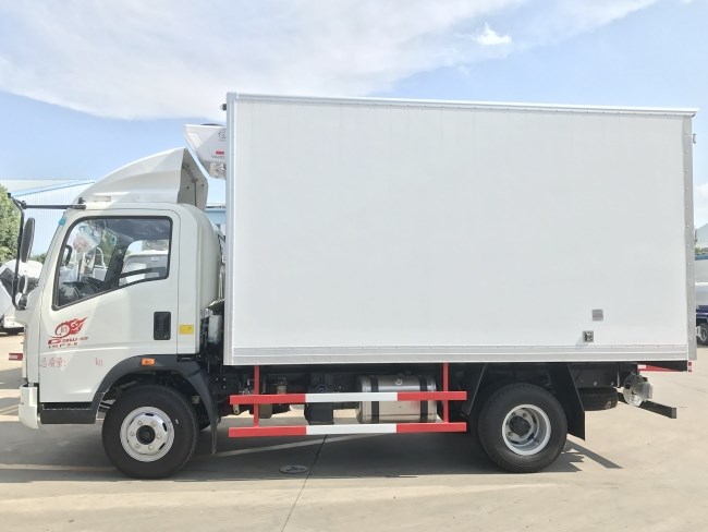 (厢长4.1米)重汽howo冷藏车