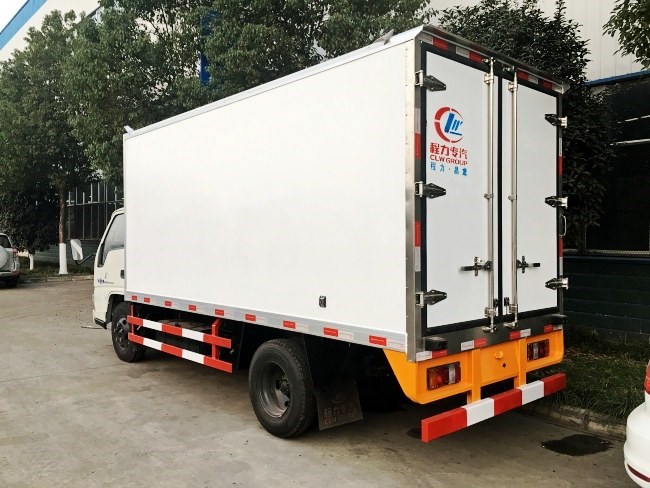 (厢长4.2米)江铃新顺达冷藏车