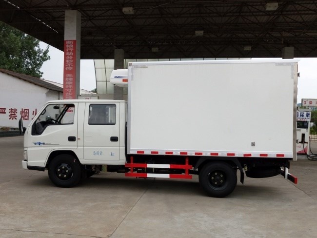 (厢长3.2米)江铃双排冷藏车