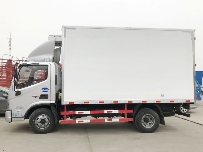 (厢长4.2米)福田欧马可s3冷藏车