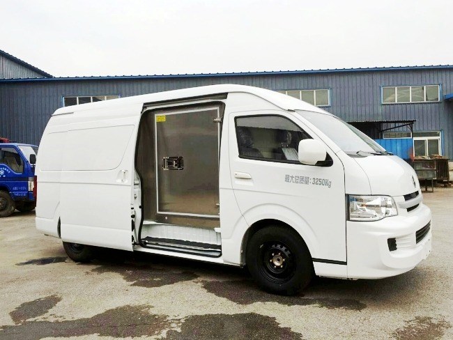 金杯海狮面包冷藏车