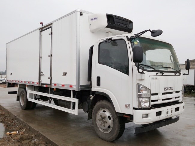 五十铃700p(厢长5.7米/6米/6.8米)