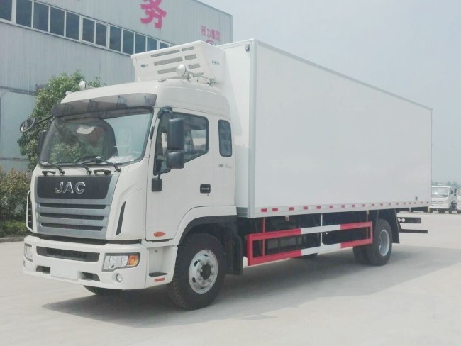 (厢长7.6米)江淮格尔发k6冷藏车