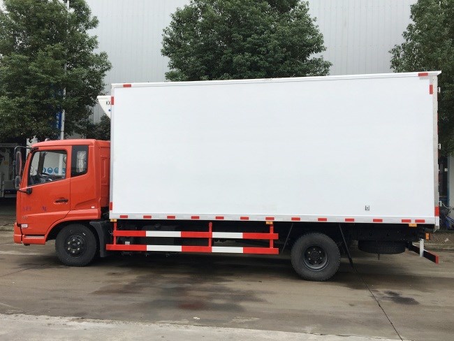 (厢长6.2米)东风天锦冷藏车