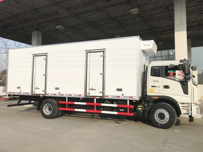(厢长7.6米)福田瑞沃冷藏车