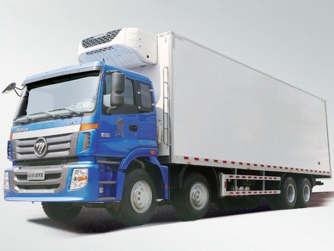 (厢长9.6米)福田etx前四后八冷藏车