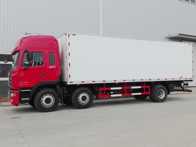 (厢长9.6米)江淮格尔发小三轴冷藏车