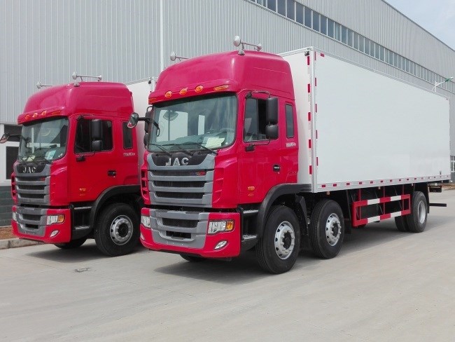 (厢长9.6米)江淮格尔发小三轴冷藏车