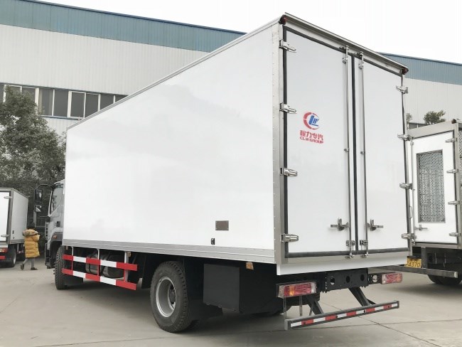 (厢长6.6米)福田s5冷藏车