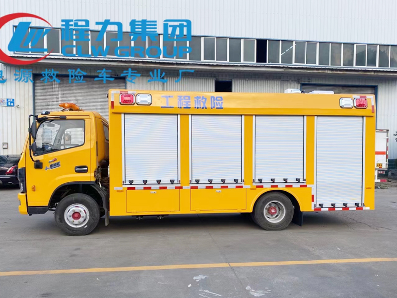 800X600东风多利卡救险车3.jpg